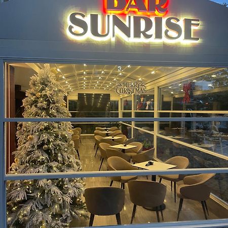 Sunrise Luxury Apartments Sarandë Buitenkant foto