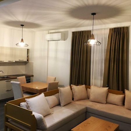 Sunrise Luxury Apartments Sarandë Buitenkant foto