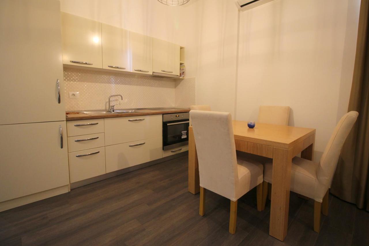 Sunrise Luxury Apartments Sarandë Buitenkant foto