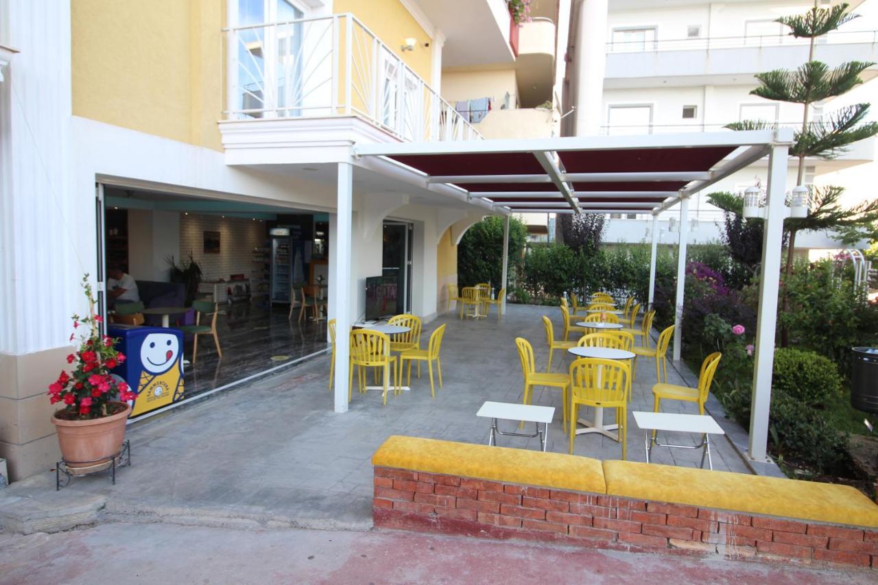 Sunrise Luxury Apartments Sarandë Buitenkant foto