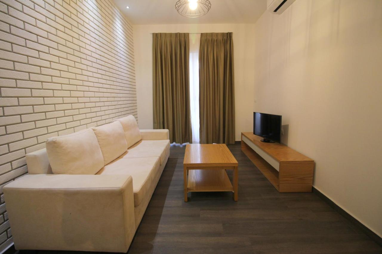 Sunrise Luxury Apartments Sarandë Buitenkant foto