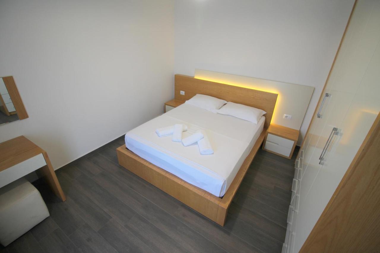 Sunrise Luxury Apartments Sarandë Buitenkant foto