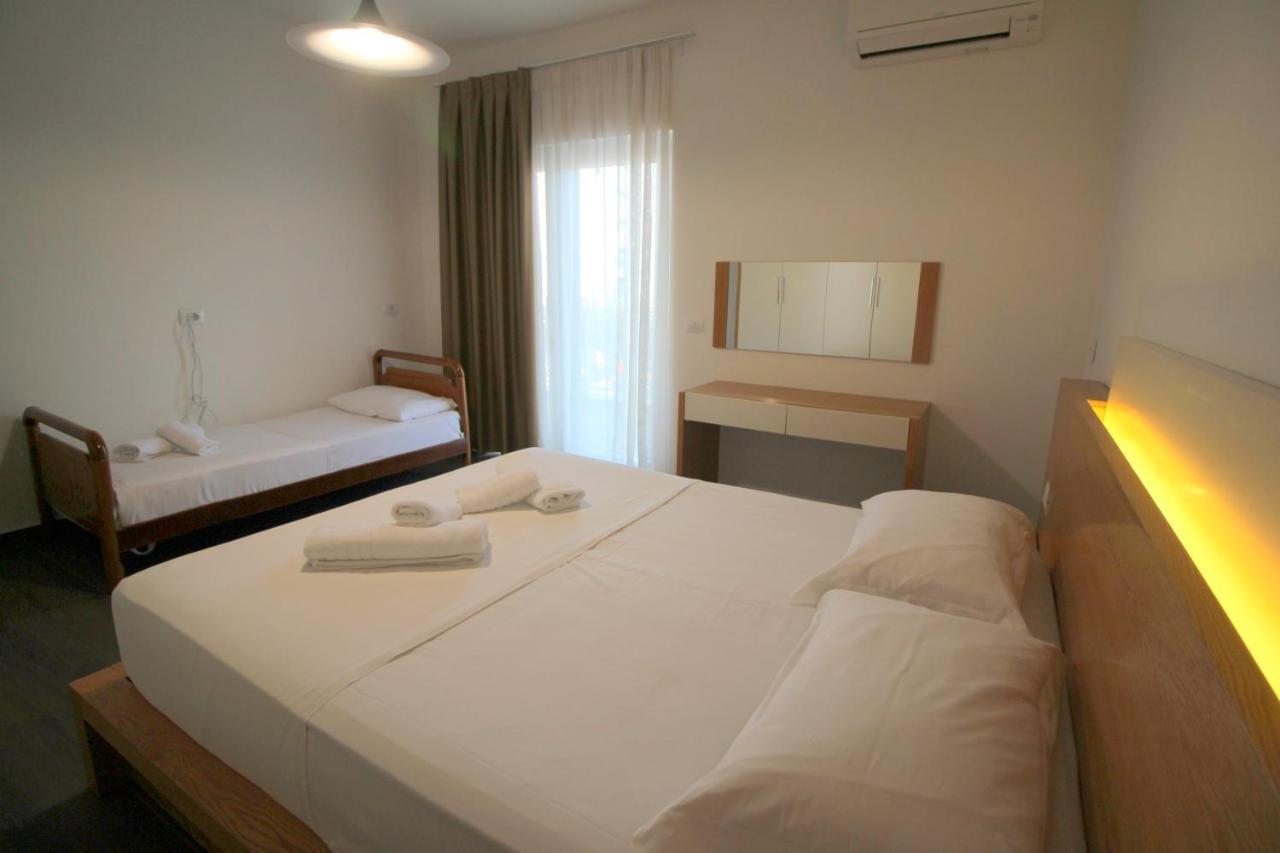 Sunrise Luxury Apartments Sarandë Buitenkant foto