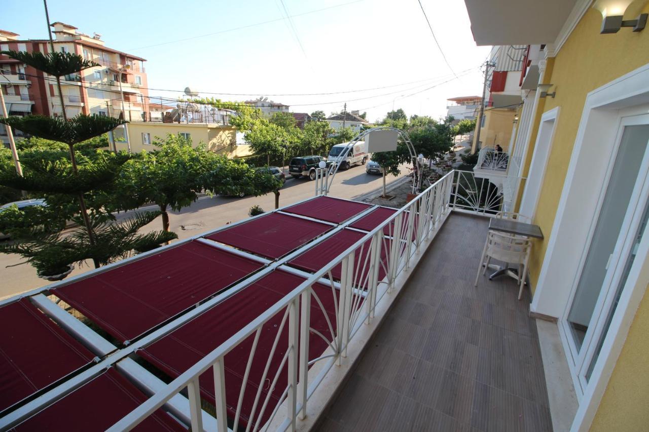 Sunrise Luxury Apartments Sarandë Buitenkant foto