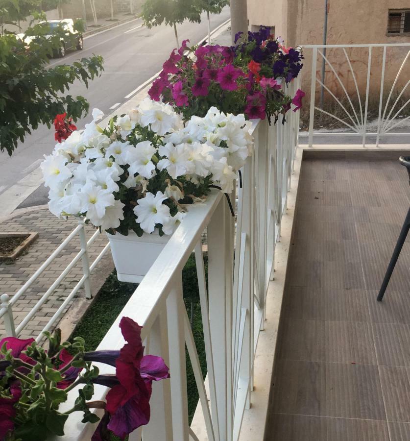 Sunrise Luxury Apartments Sarandë Buitenkant foto