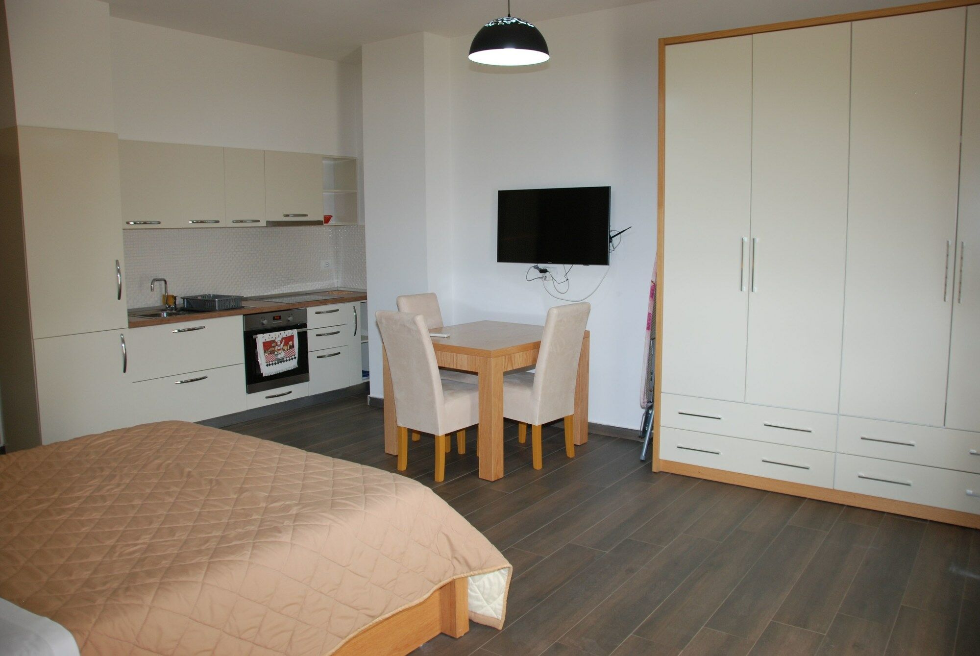Sunrise Luxury Apartments Sarandë Buitenkant foto